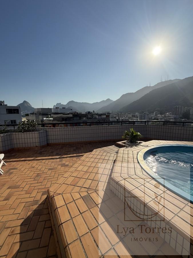 Cobertura de 4 quartos na Lagoa