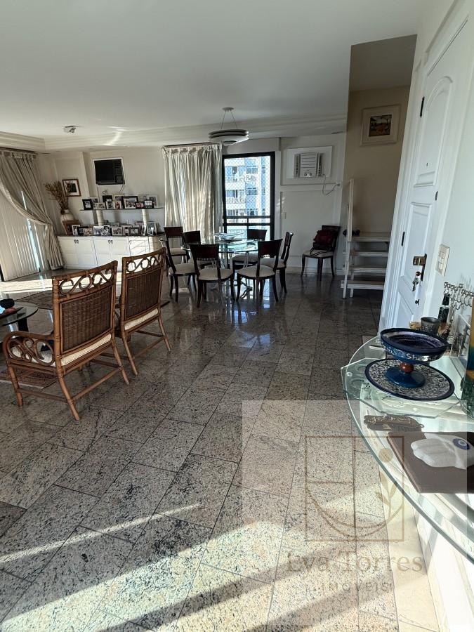 Cobertura de 4 quartos na Lagoa