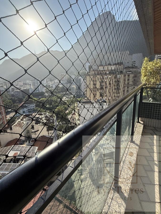 Cobertura de 4 quartos na Lagoa