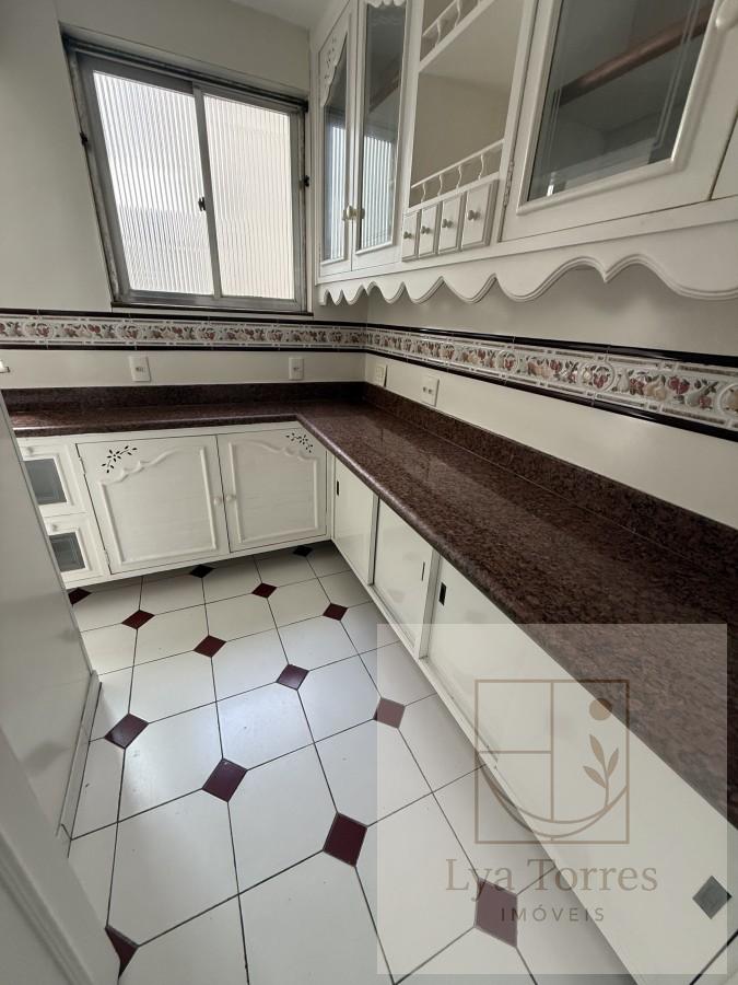 Apartamento de 2 quartos em Copacabana