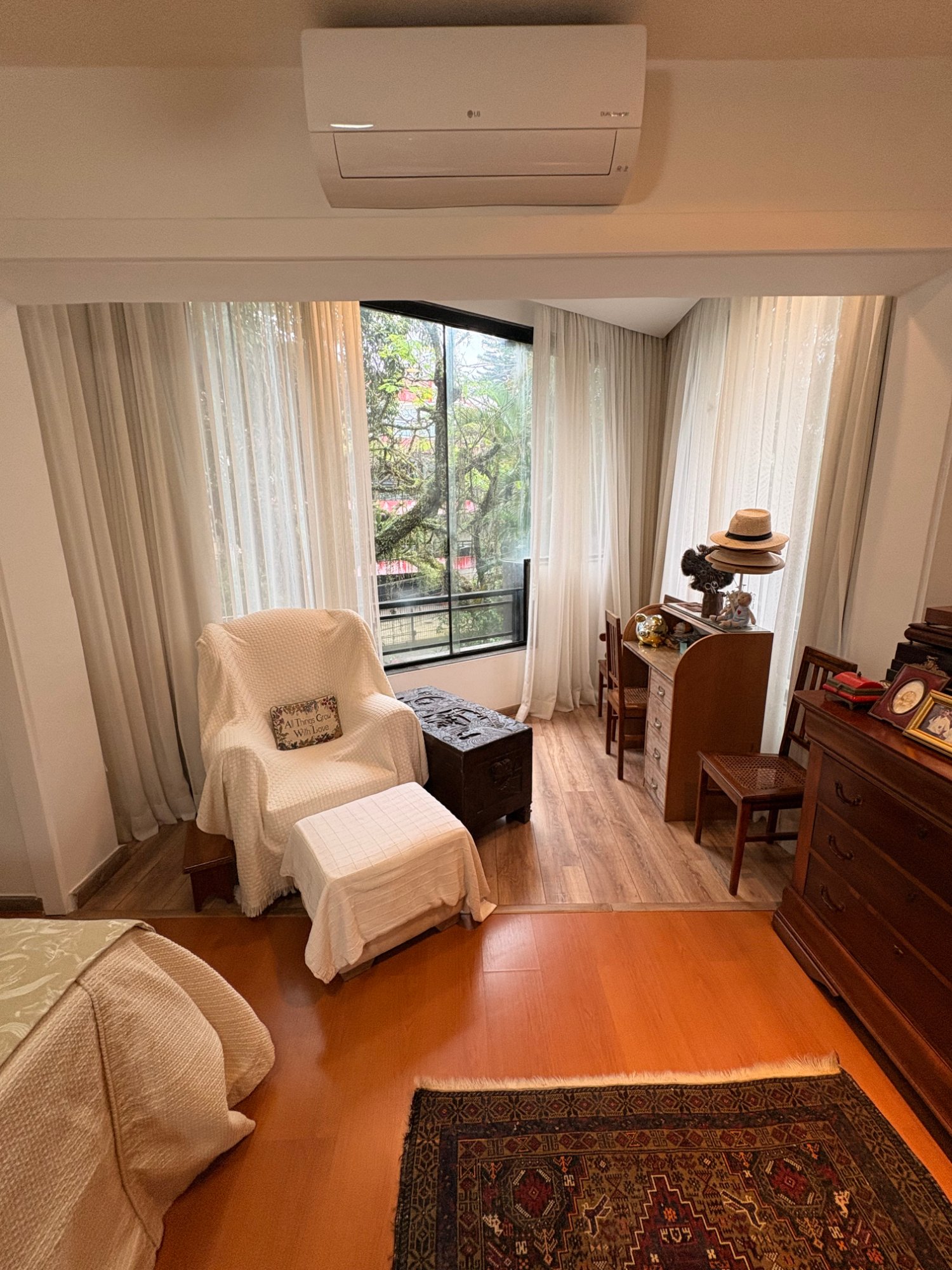 Apartamento de 4 quartos no Jardim Oceânico