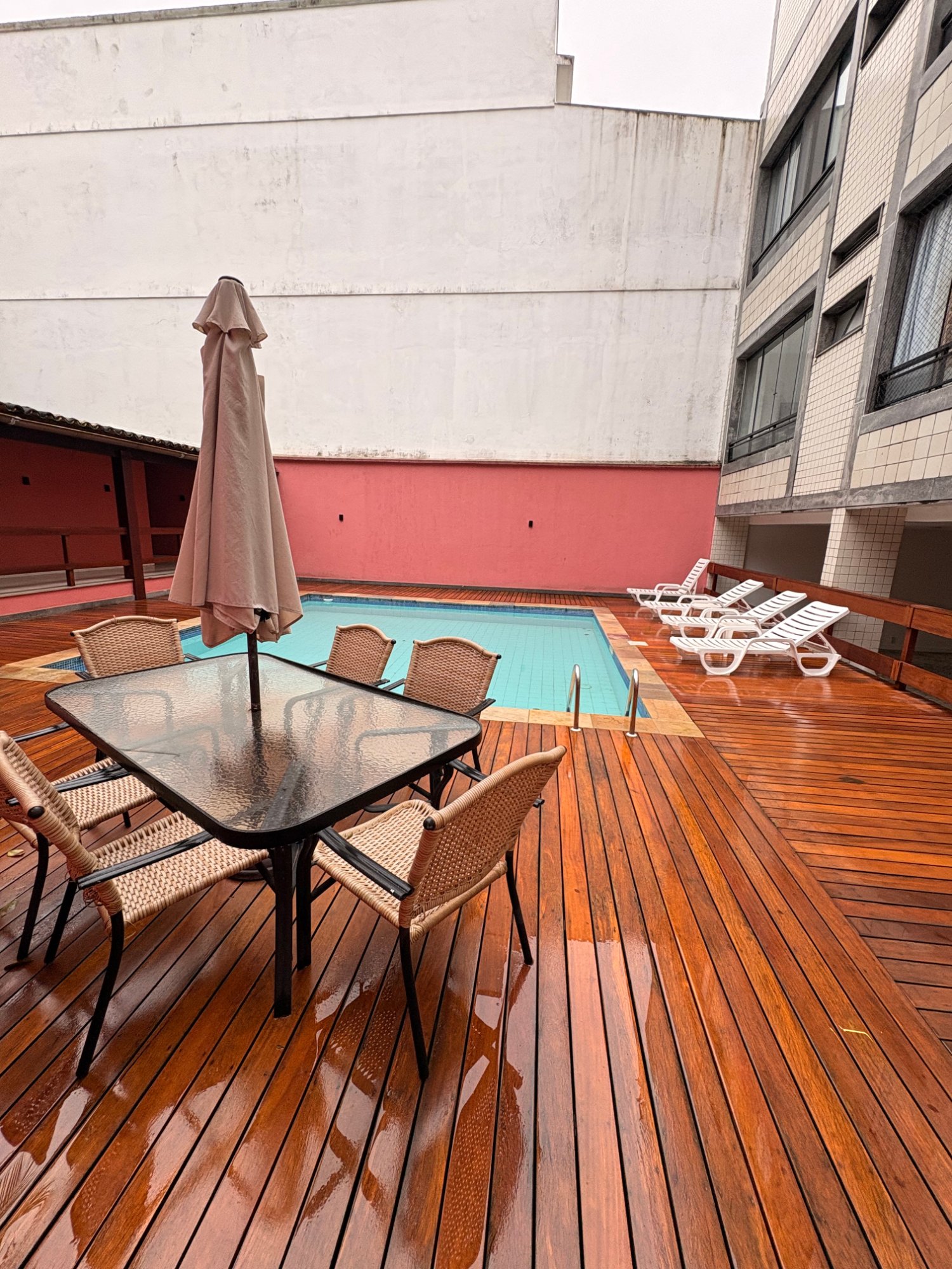 Apartamento de 4 quartos no Jardim Oceânico