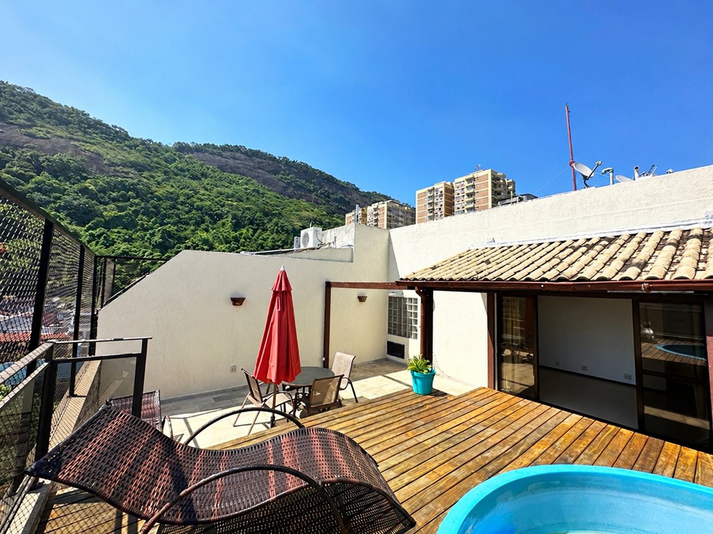 Cobertura duplex de 3 quartos no Botafogo
