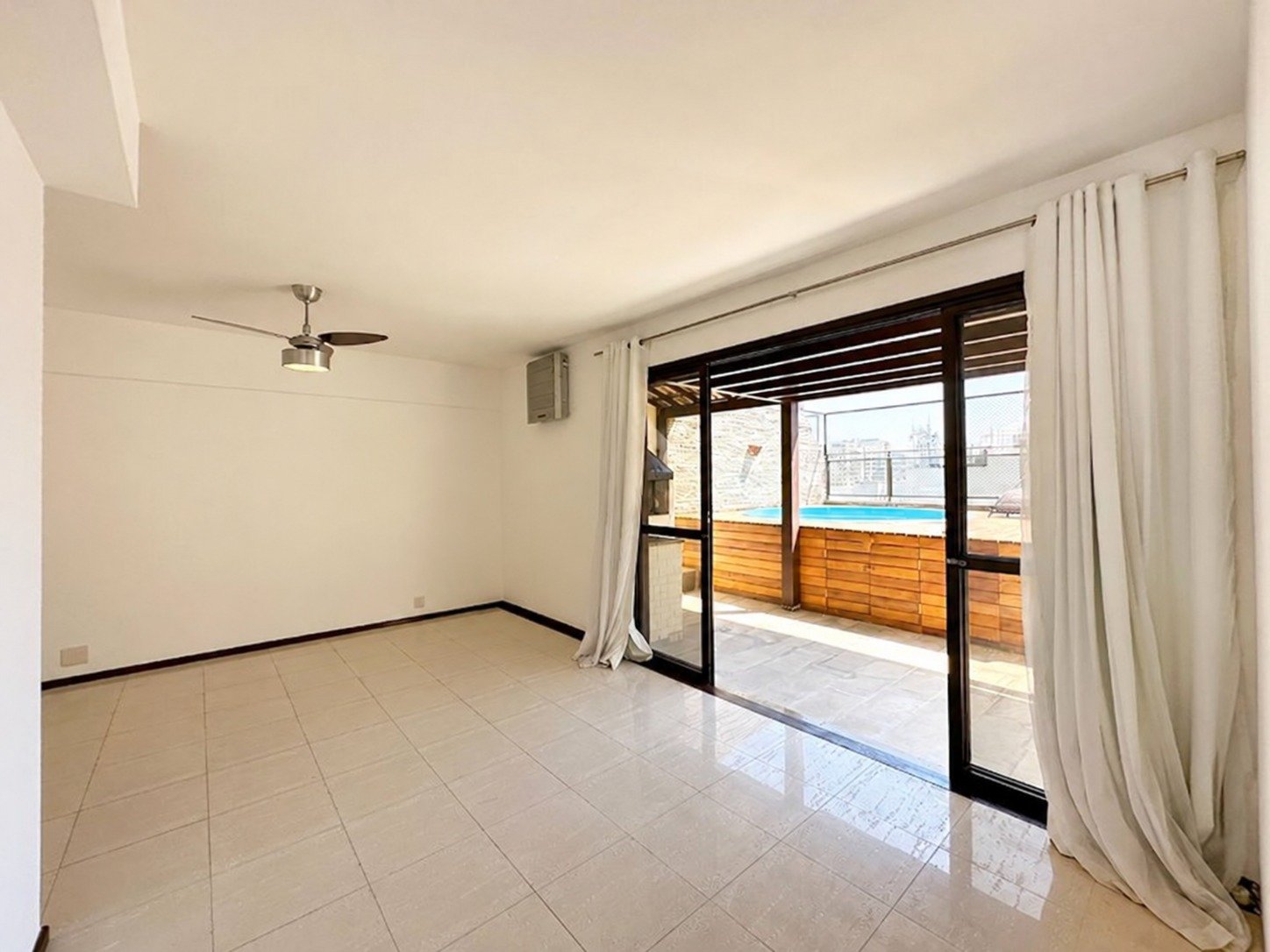 Cobertura duplex de 3 quartos no Botafogo