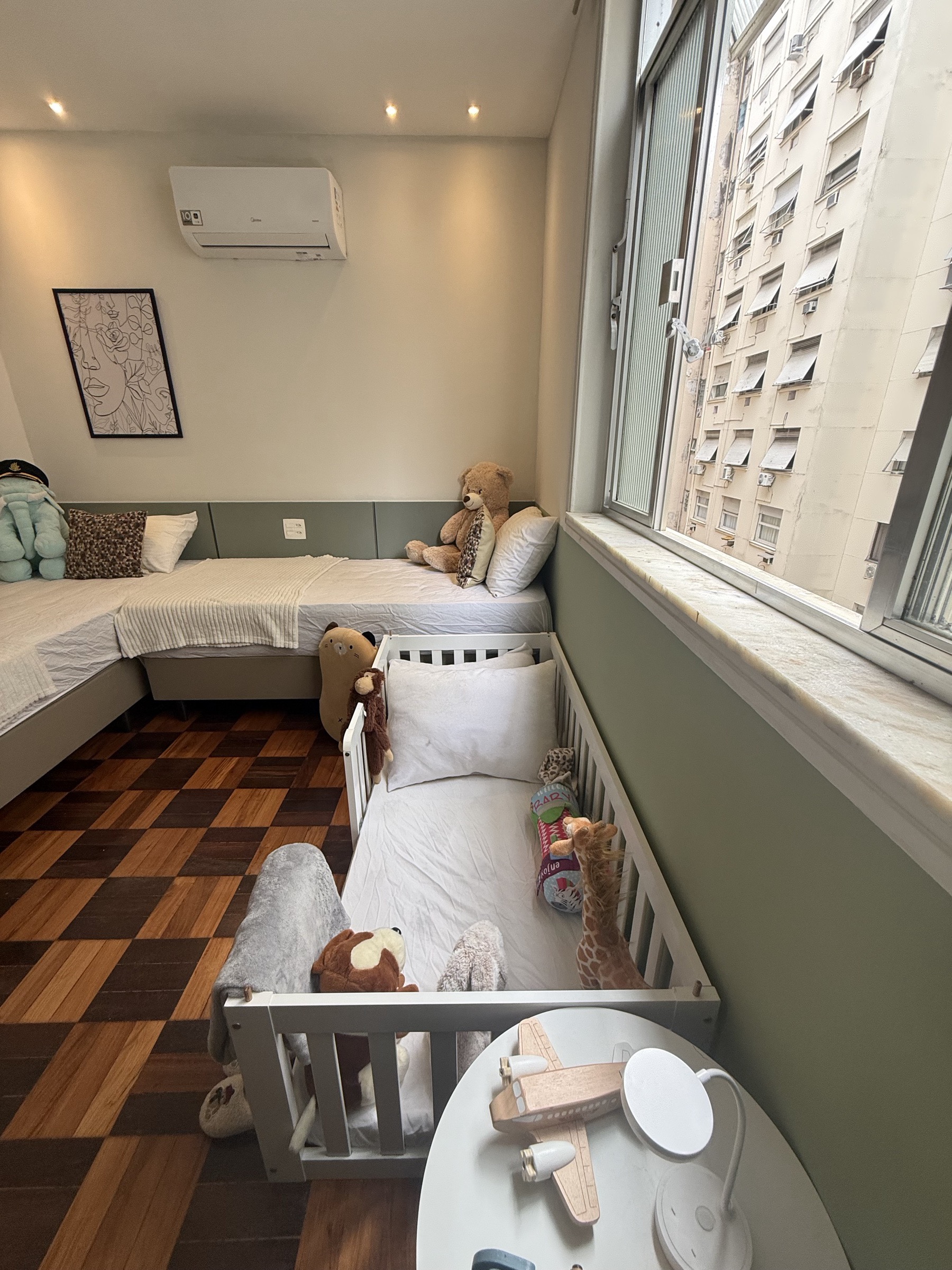 Apartamento de 2 quartos em Copacabana, porteira fechada
