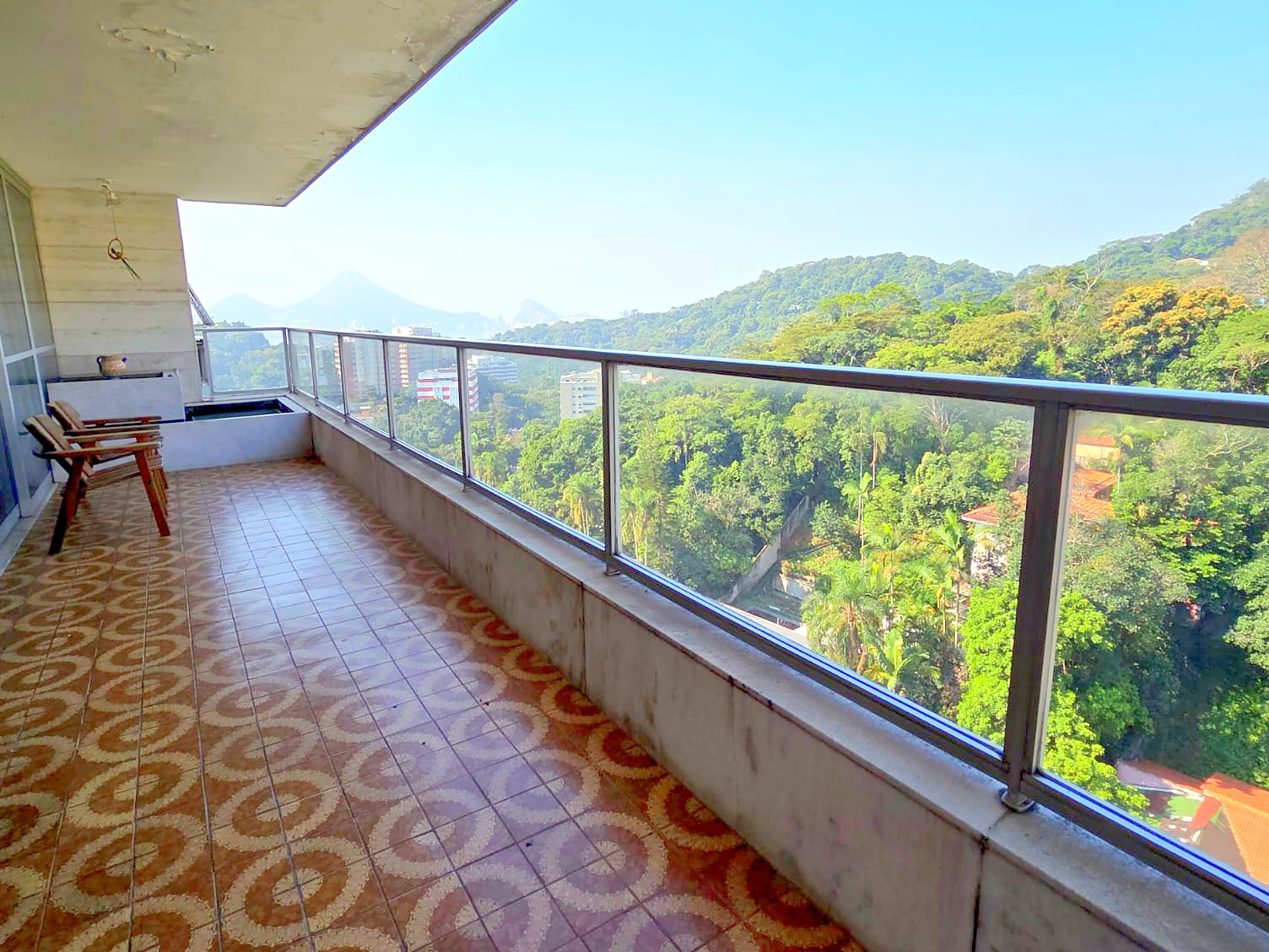 Apartamento de 4 quartos na Gávea