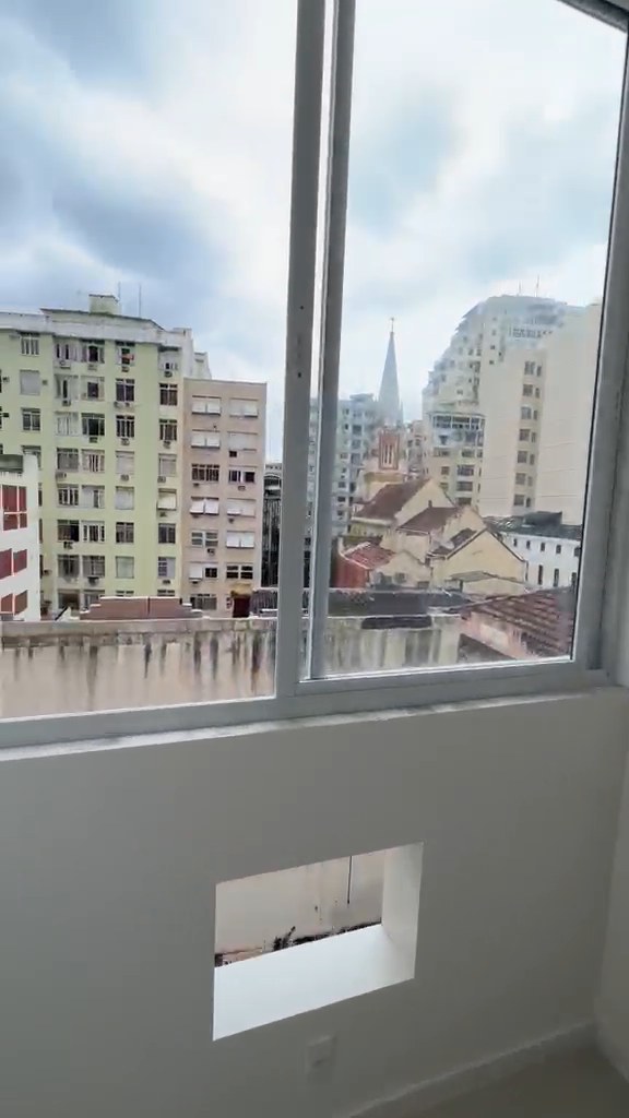 Apartamento de 31 m² reformado na Glória