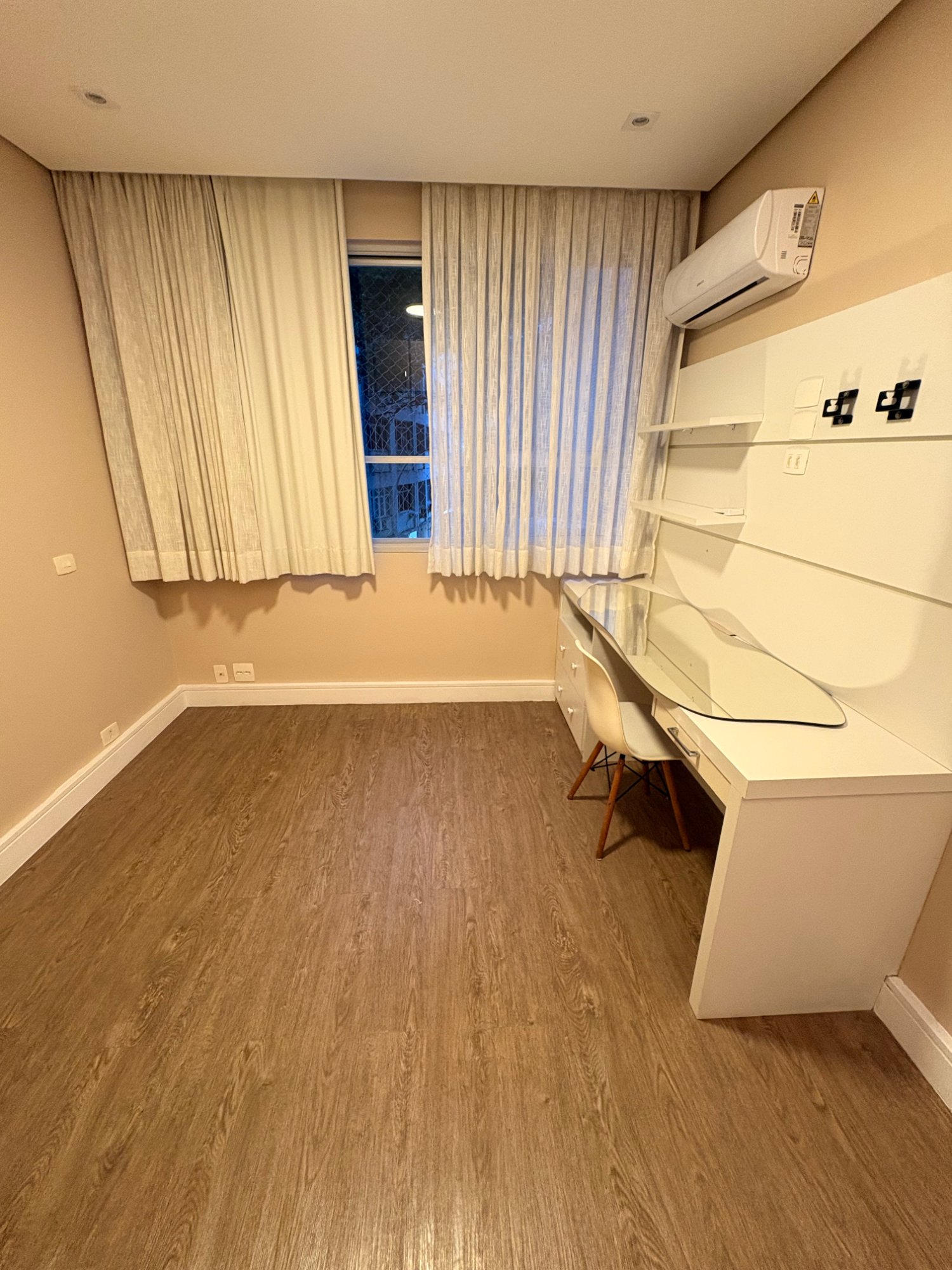 Apartamento de 2 quartos em Copacabana
