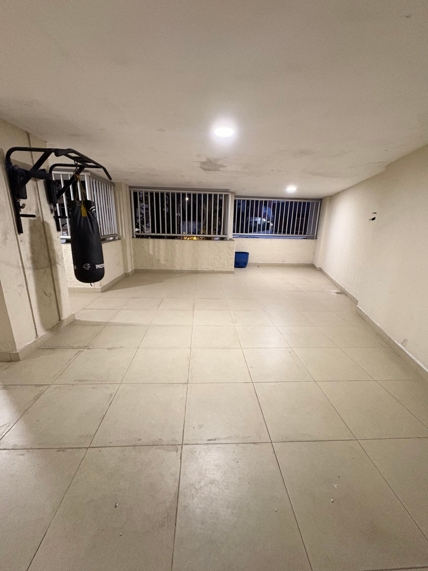 Apartamento de 2 quartos em Copacabana