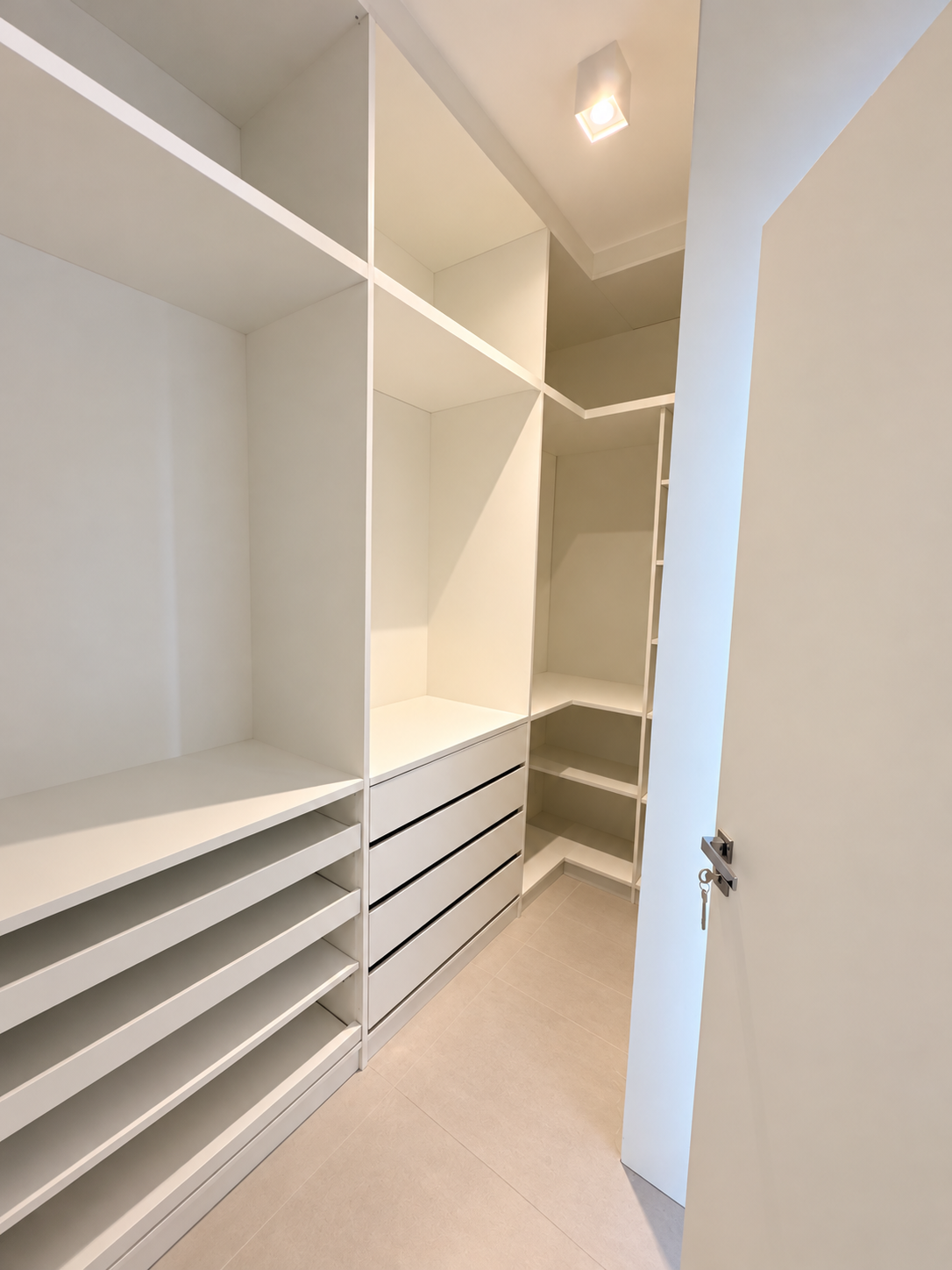 Apartamento de 2 quartos no Leblon