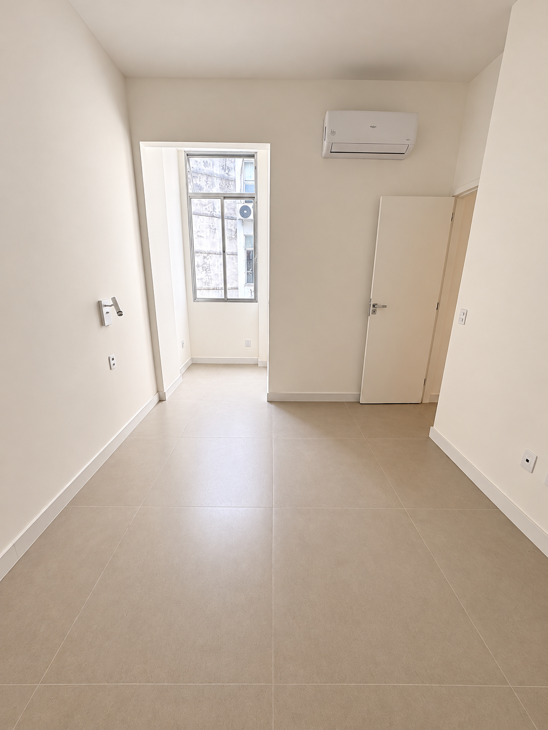 Apartamento de 2 quartos no Leblon