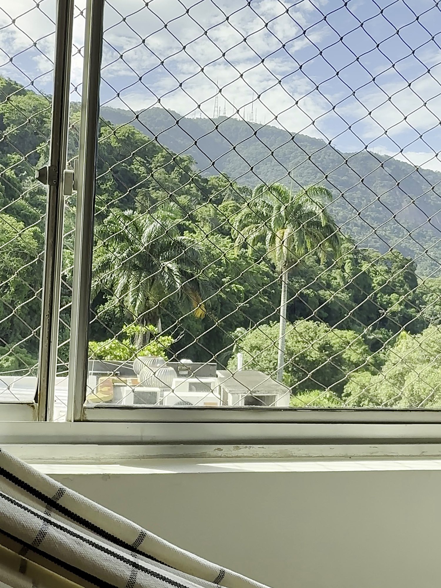 Apartamento de 2 quartos na Gávea, com vista para o Cristo