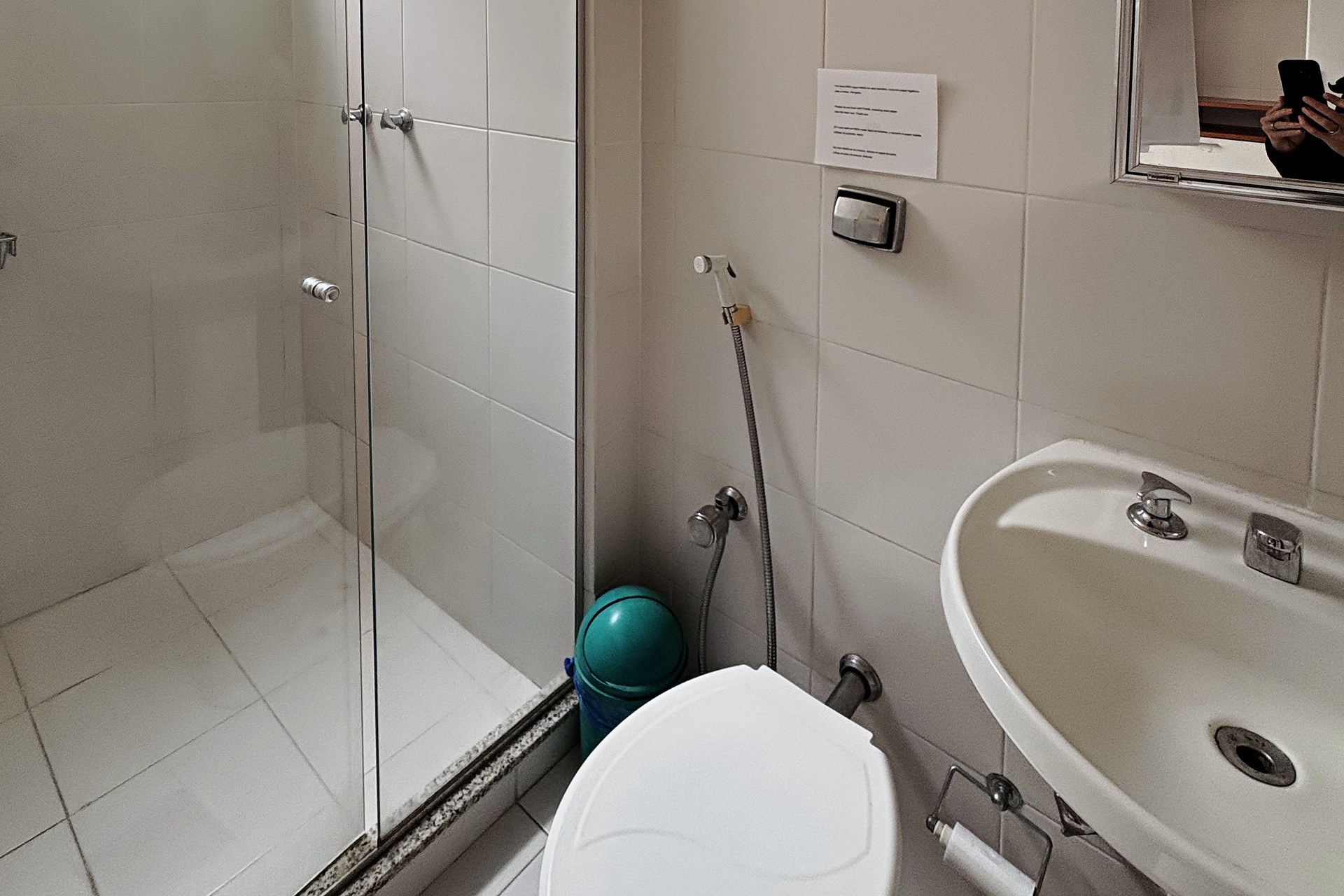 Apartamento de 4 quartos e 3 vagas a uma quadra da praia de Ipanema